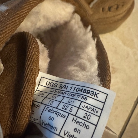 UGG Kids Brown Suede Ankle Boots - Cozy Lined Ribbon lace Shoes - Picture 3 of 5